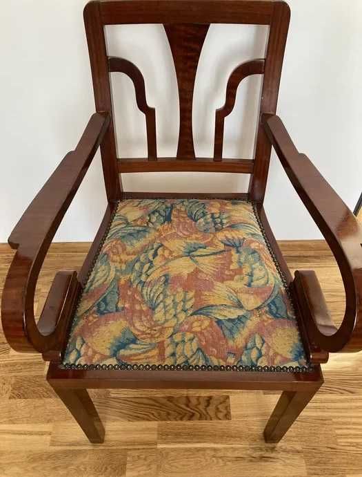 krzesła tapicerowane ART DECO 1908 r.