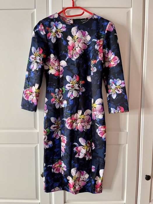 Kwiatowa sukienka Mohito