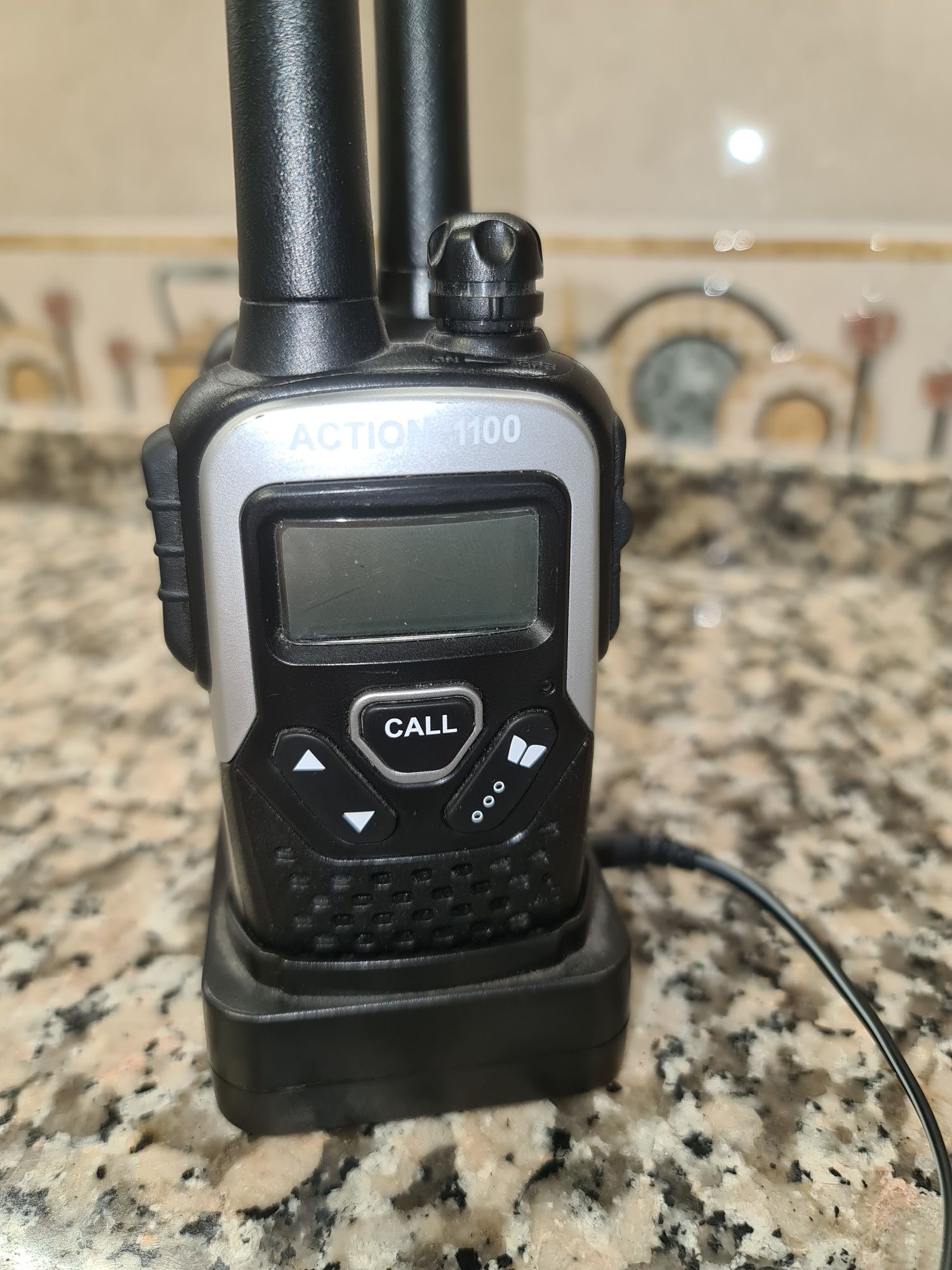 walkie - talkie action 1100