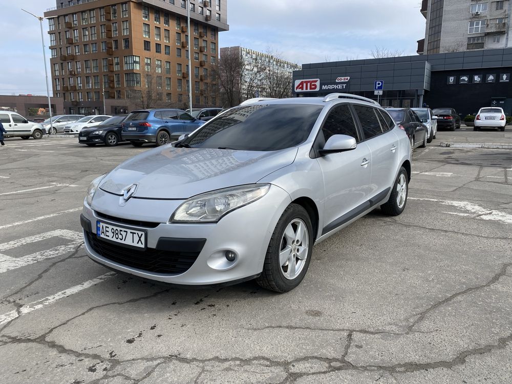 Renault Megane 1.5 tdi механика 6-ти ступка