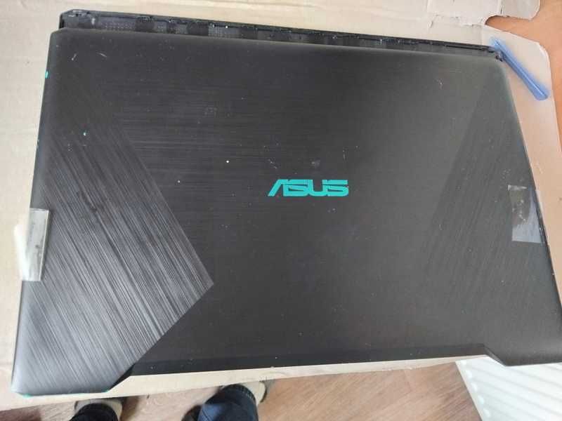 Asus X570U  по запчастинах