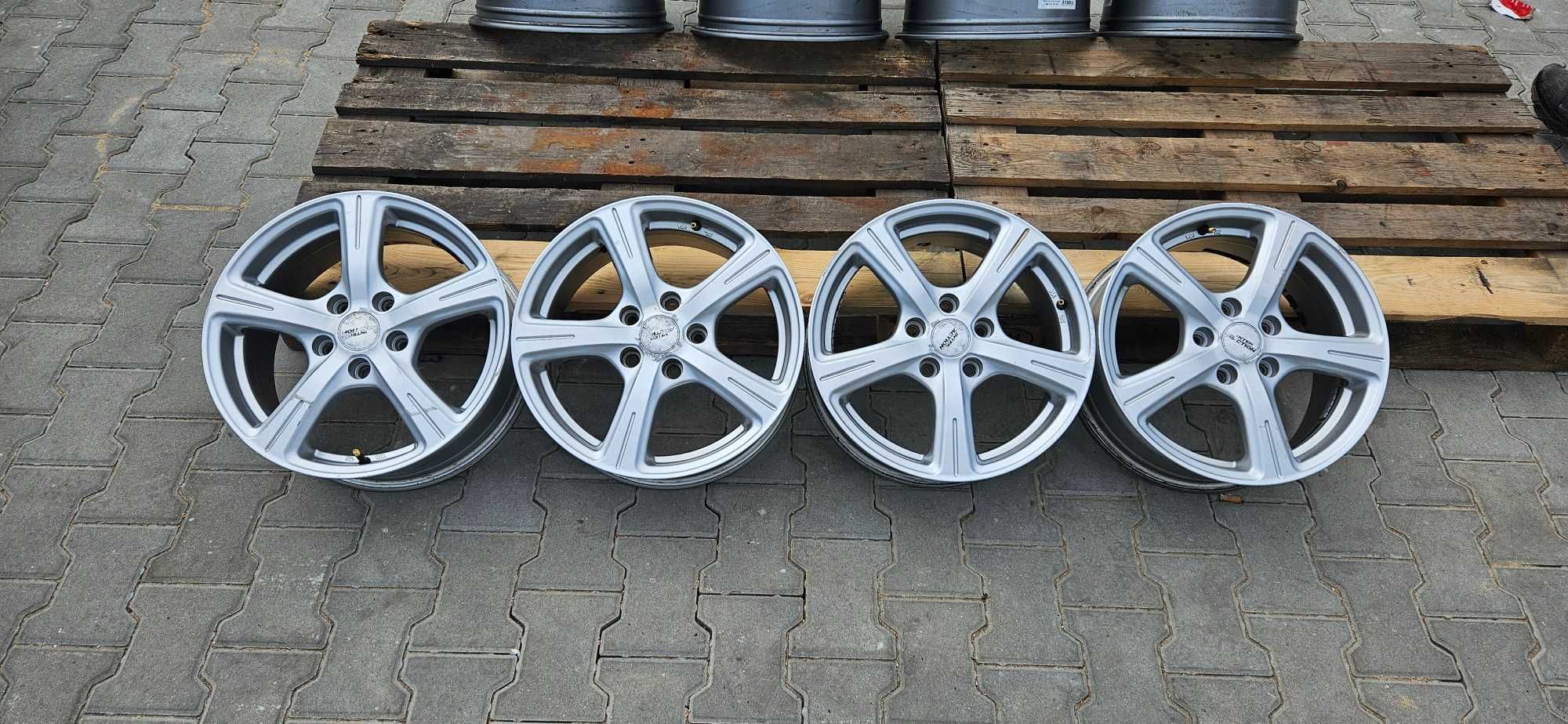 Felgi 16 cali InterAction 6jx16 5x114.3 et45 fi70