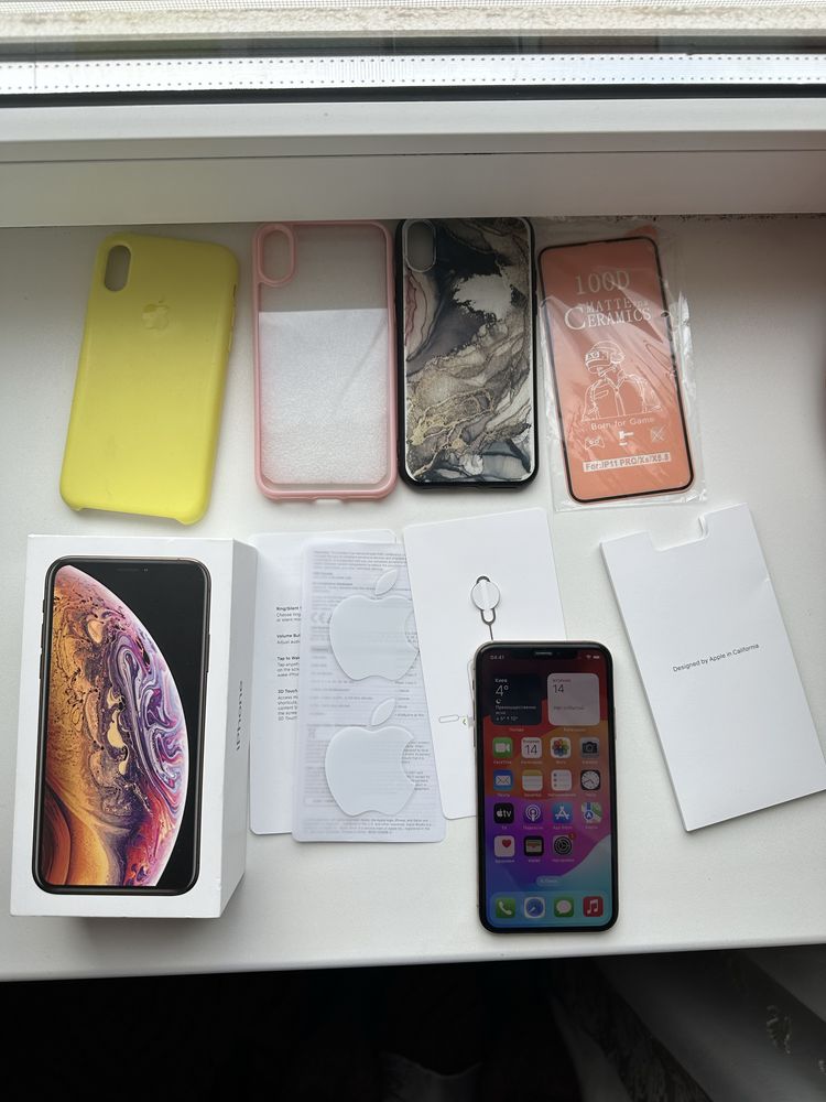 Продам Iphone Xs