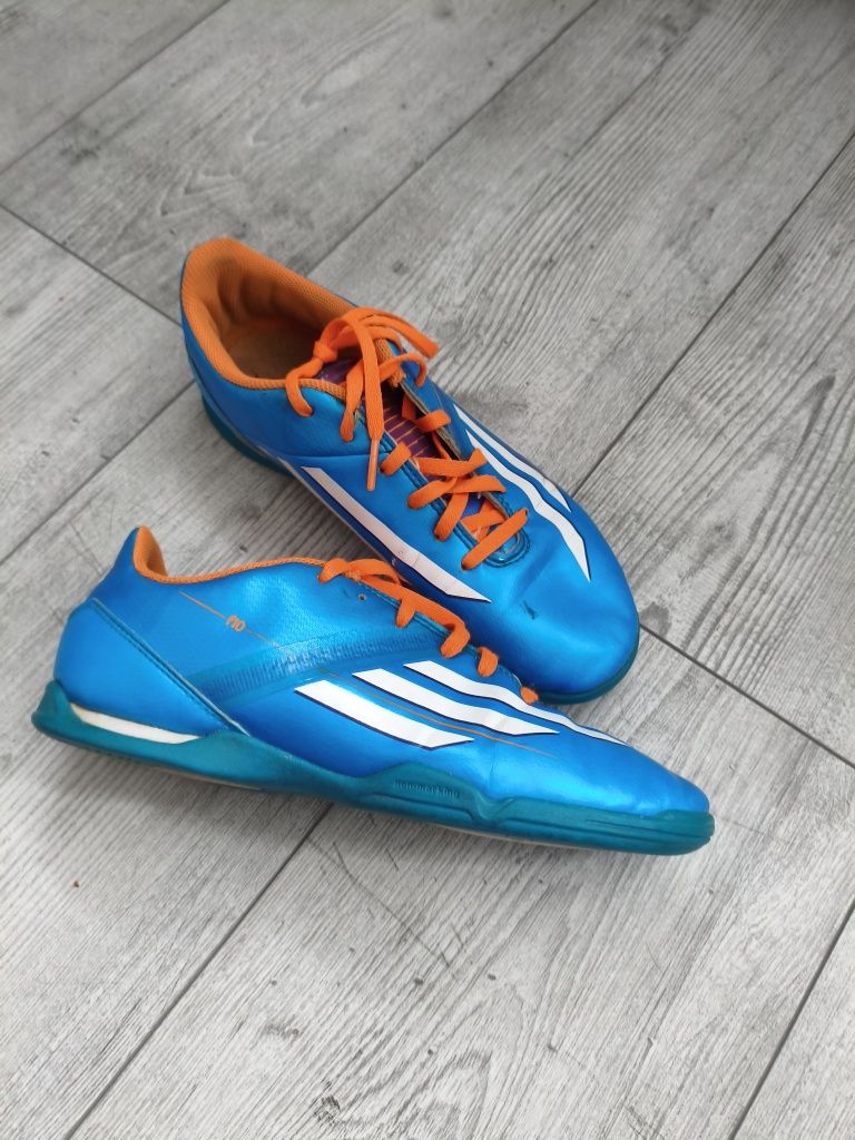 Футзалки Adidas F10 38.5(6) 24,5см