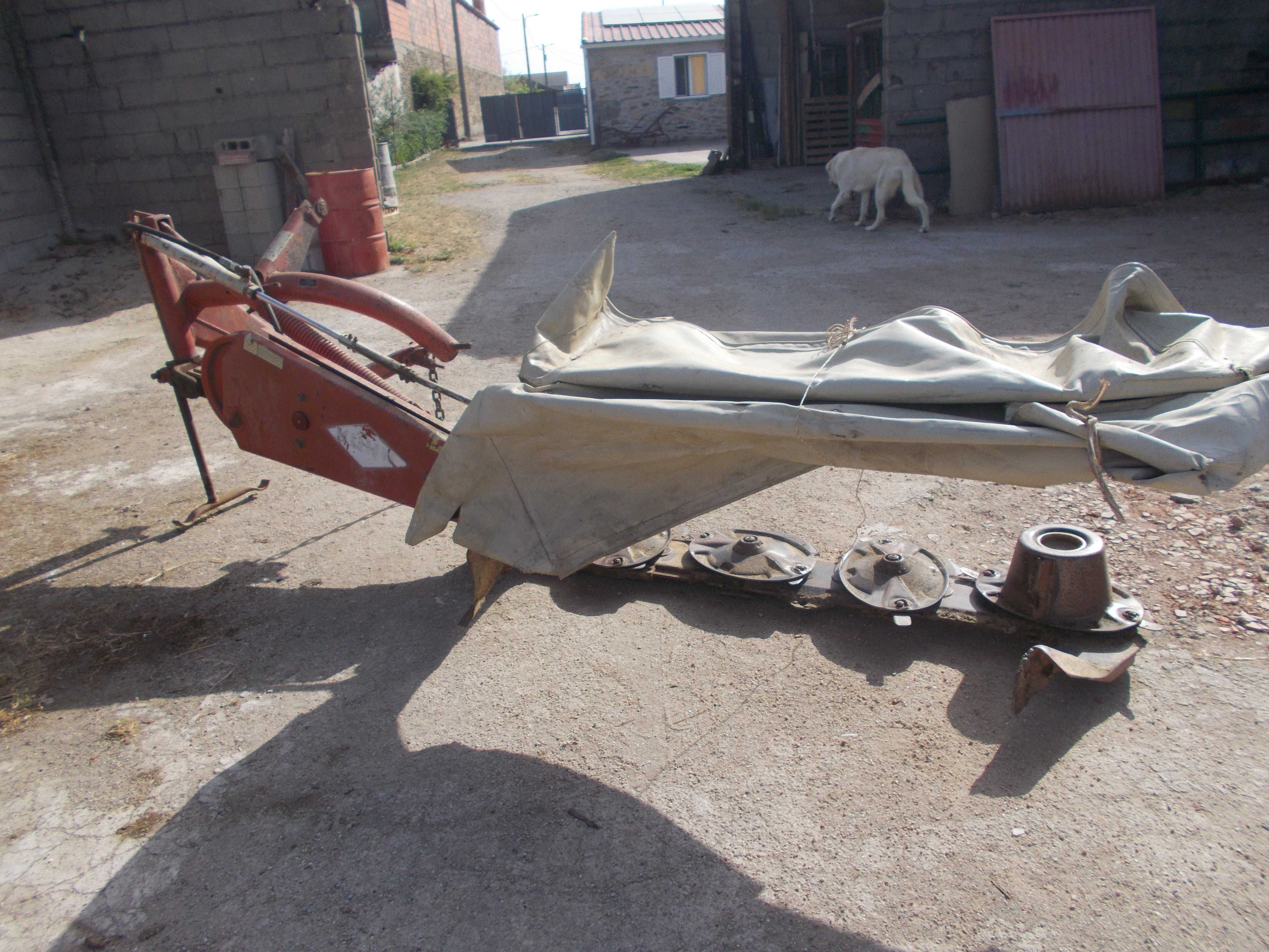 Gadanheira Kuhn GMD 44
