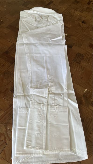 Camisa branca para botões de punho da Boss