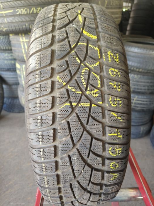 215/60R17C 104/102H Dunlop SP Winter Sport 3D      Z675/150A