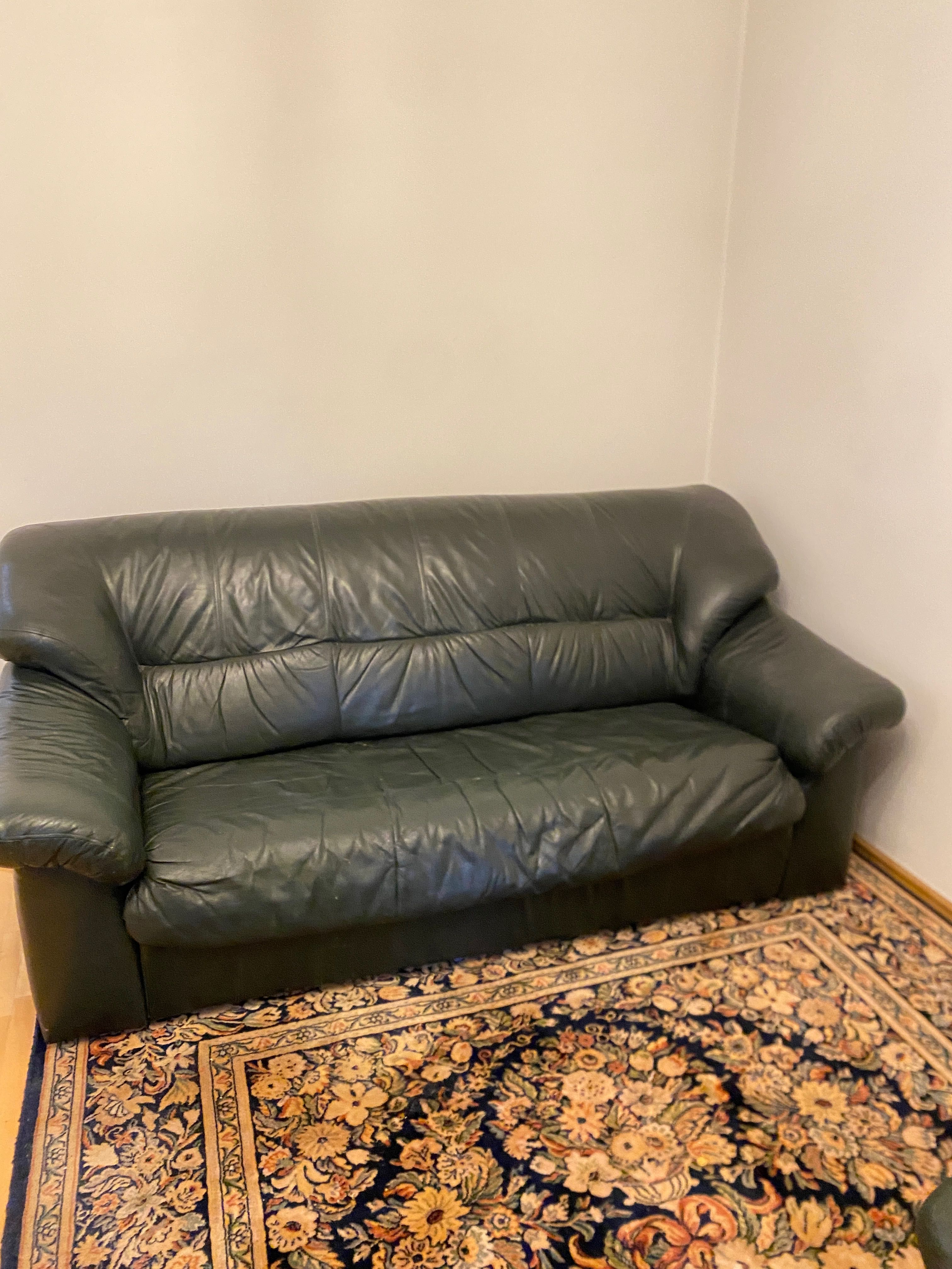 Skórzana sofa i dwa fotele