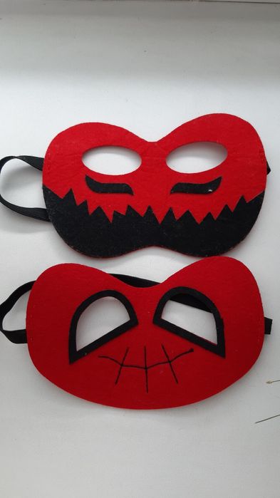 Карнавальная маска для Хеллоуина