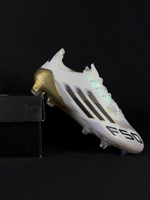 Chuteiras Adidas F50 "Road to Glory" Elite