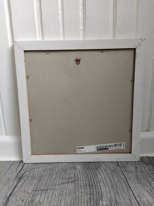 IKEA SMARR obraz w białej drewnianej ramie pleksi 3 kolorowe koty