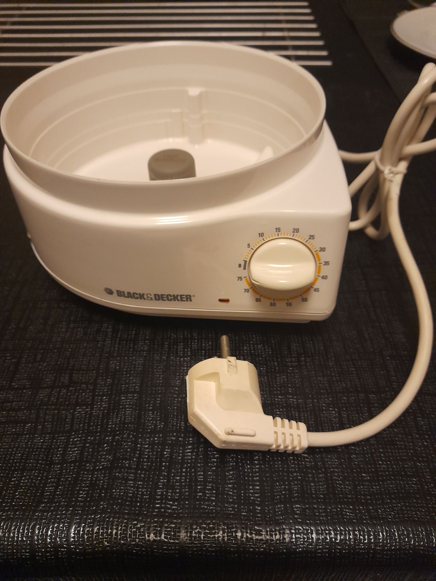 Máquina de cozer a vapor Black Decker