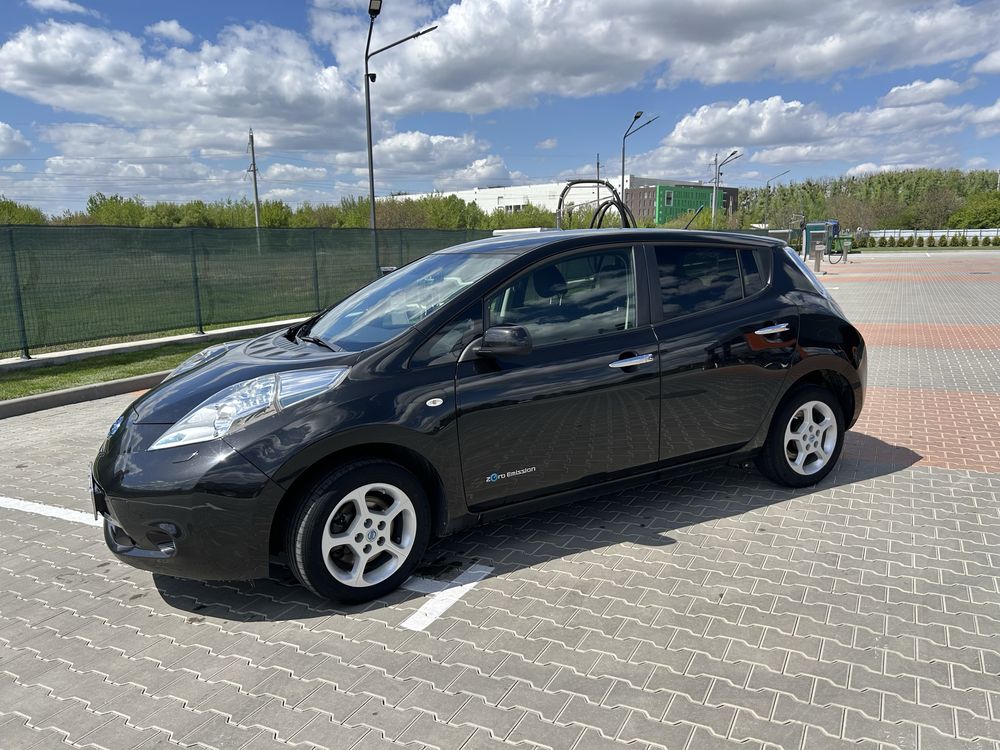 Нісан Ліф Nissan Leaf електро