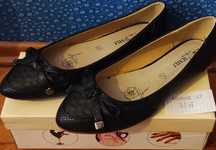 Płaskie czarne buty r.40