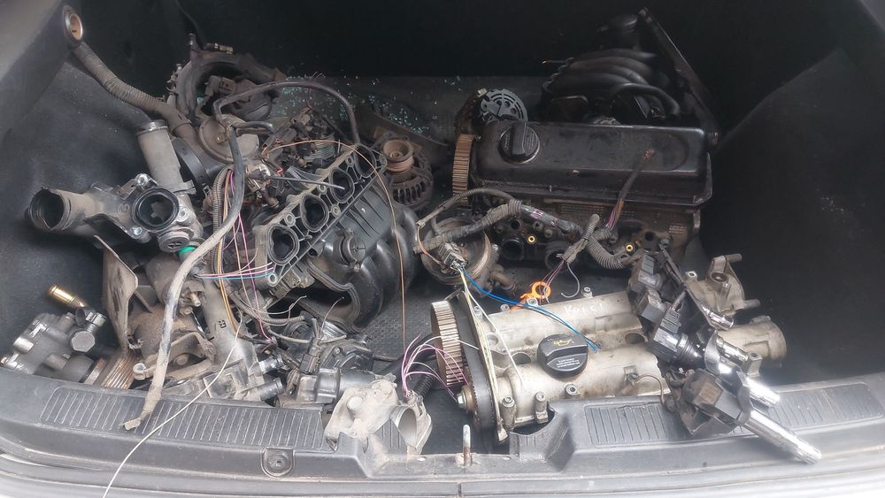 Авторозбір фольксваген гольф 4 Бора двигун 1.4 1.6 бензин 1. 9 дизельн