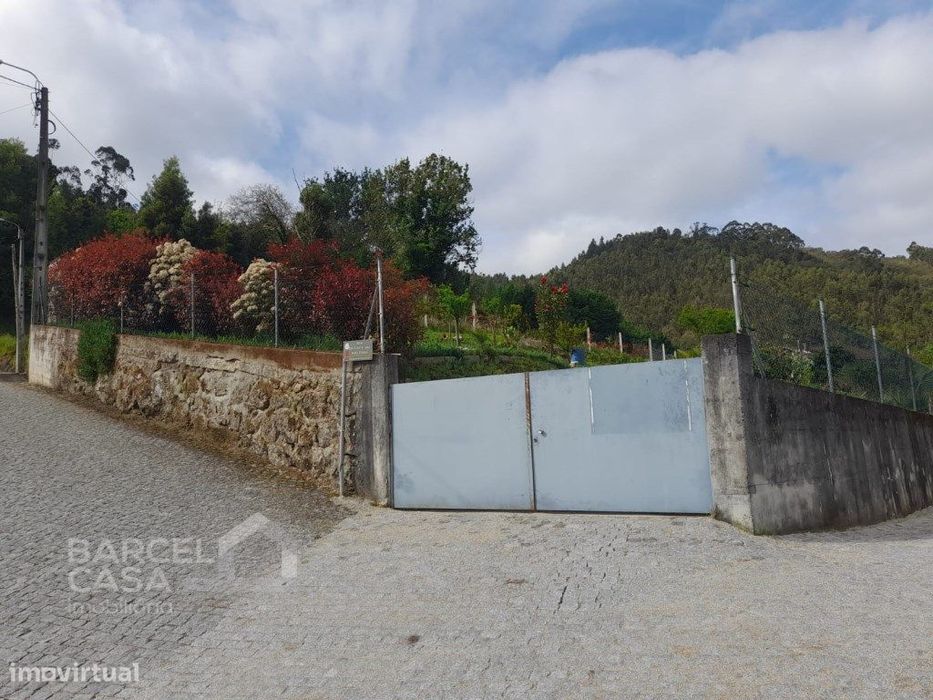 Terreno de construção em Encourados - Barcelos
