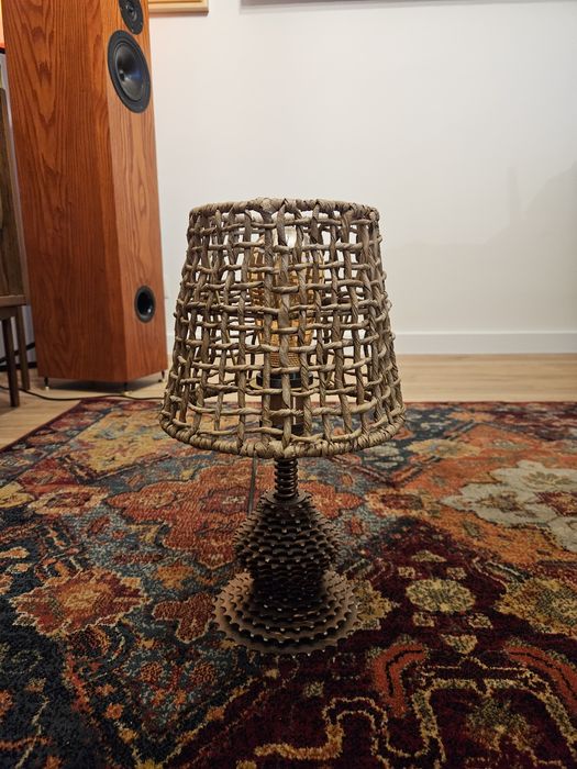 Lampa industrialna - loft z zębatek rowerowych I sprężyny