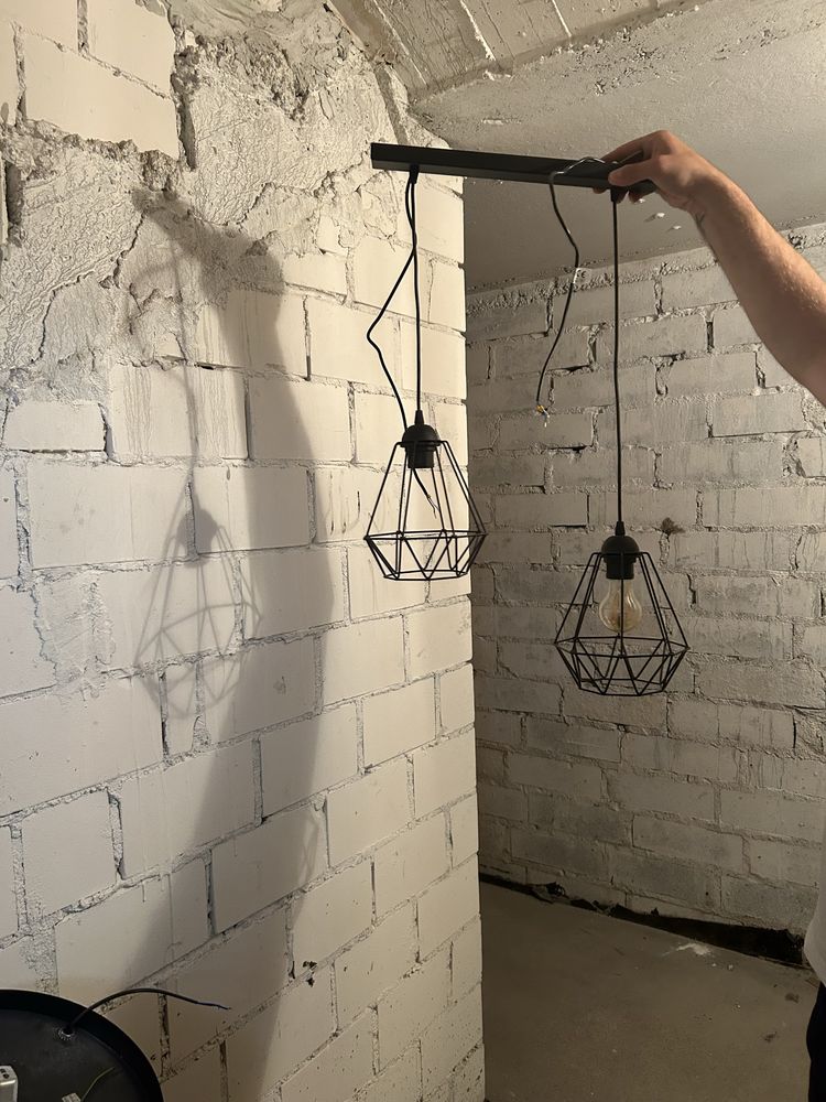 Czarne lampa salonowa na sufit