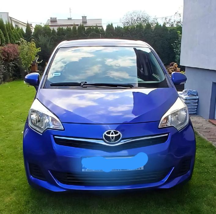 Toyota Verso S Toyota Verso-S 1.33 Luna, 99 KM, 2011 r.