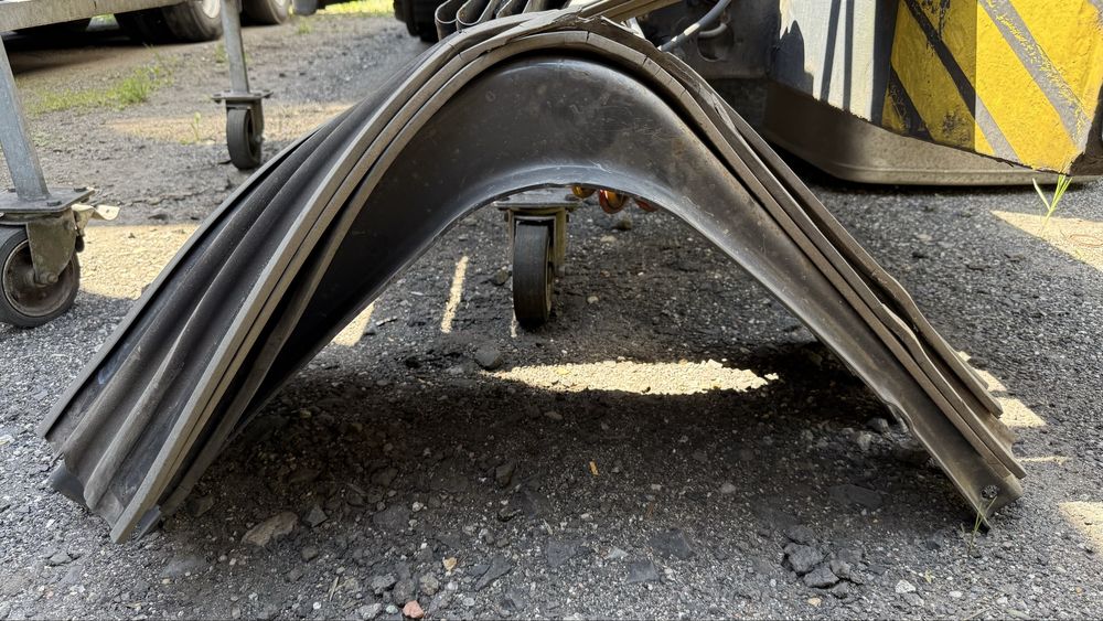 Zbiornik paliwa SCANIA 700l komplet z łapami