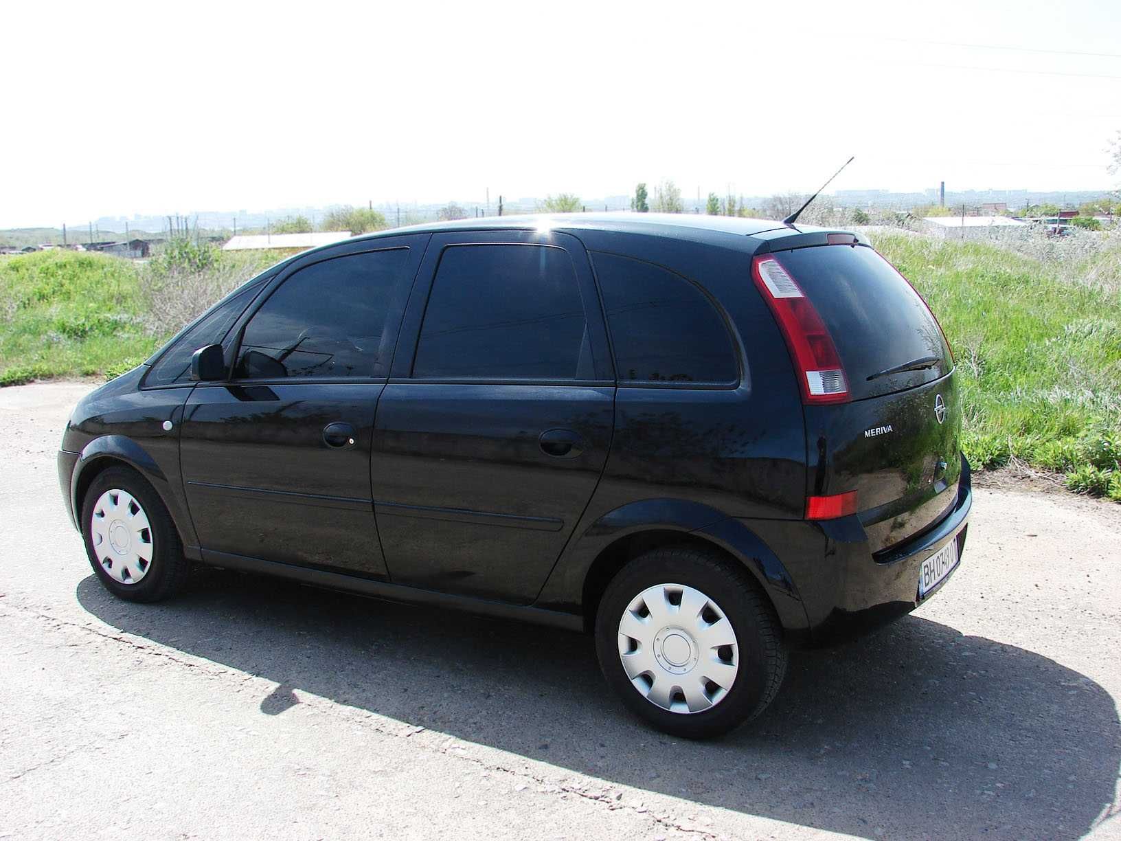 Opel Meriva 1.6 бензин 2005 год (с кондиционером)