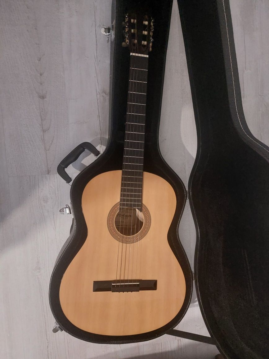 Gitara Klasyczna 4/4
