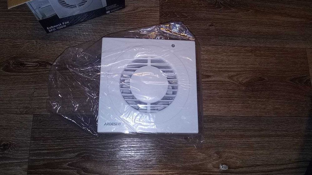 Витяжний вентилятор Ardesto BFO-100W новий