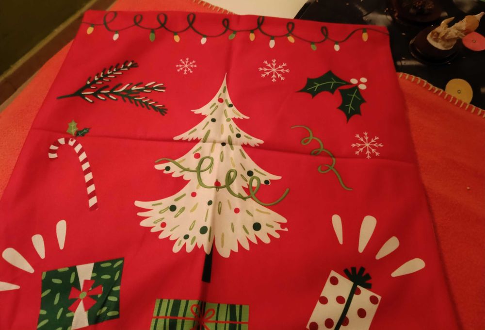 4 capas para almofada ( novas)motivo natal 46 cm