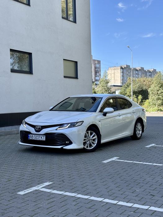Toyota Camry XV70