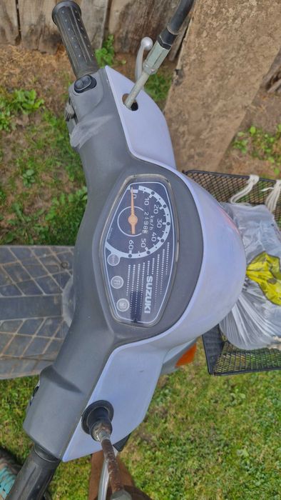 Скутер,мопед SUZUKI LETS 4