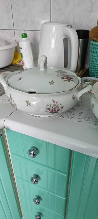 3 Wazy obiadowe z porcelany niemieckiej