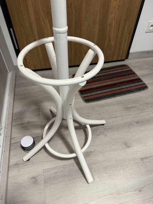 Wieszak do przedpokoju biały drewniany wieszak na kurtki, parasol etc