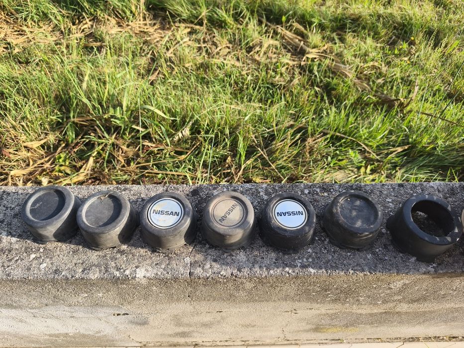 Centros de jantes carrinha Nissan D21