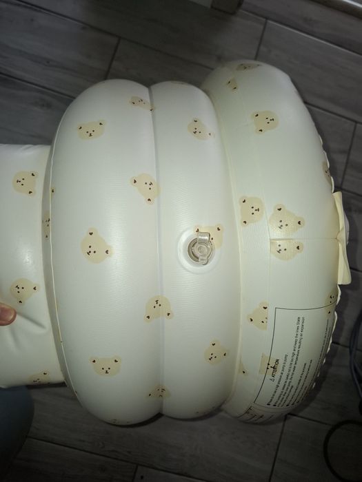 Samopompujava dmuchana sofa dla malucha od 6mcy do 36