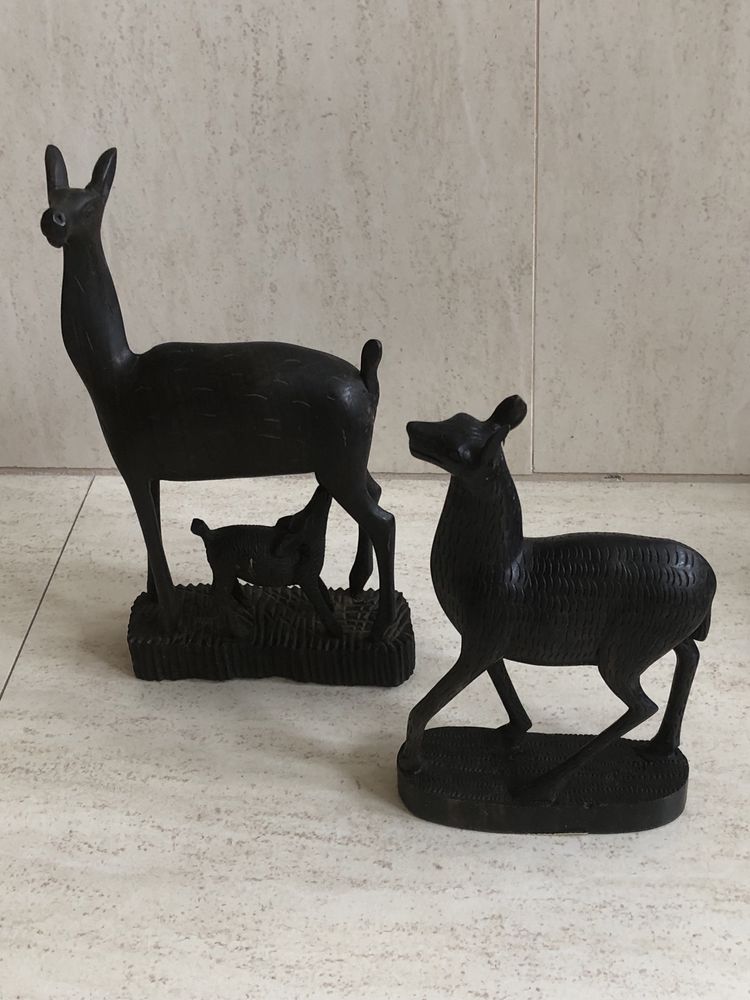 Estatuetas pau preto