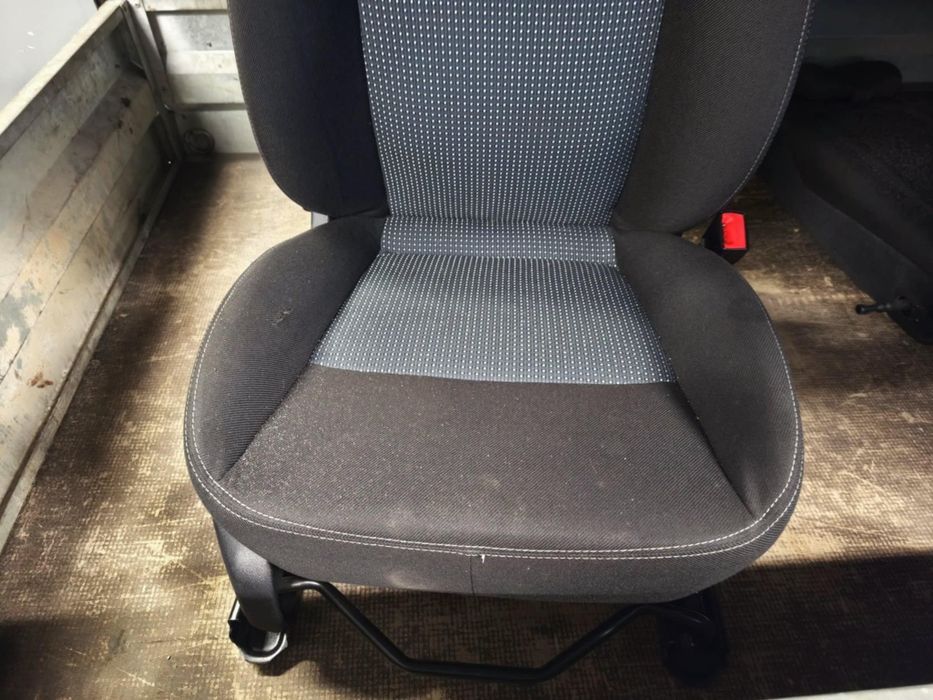 Komplet foteli do ford mondeo mk4