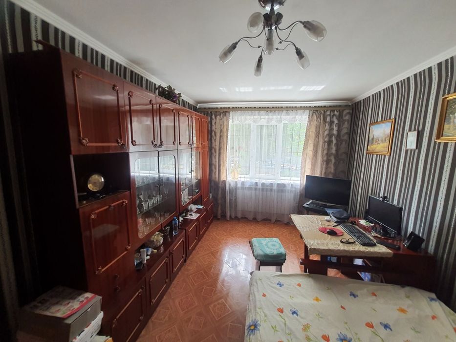 Продам 2к квартиру по ул. Ярослава Мудрого возле Оперного театра