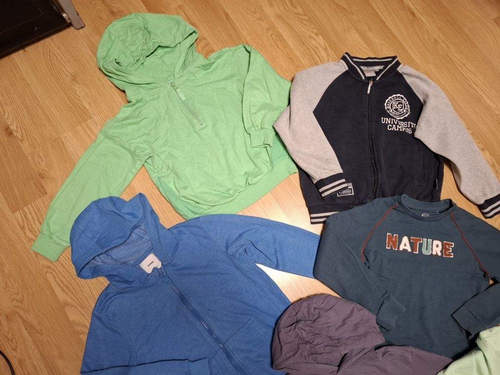 Bluzy dla chłopca r. 128 9 sztuk
