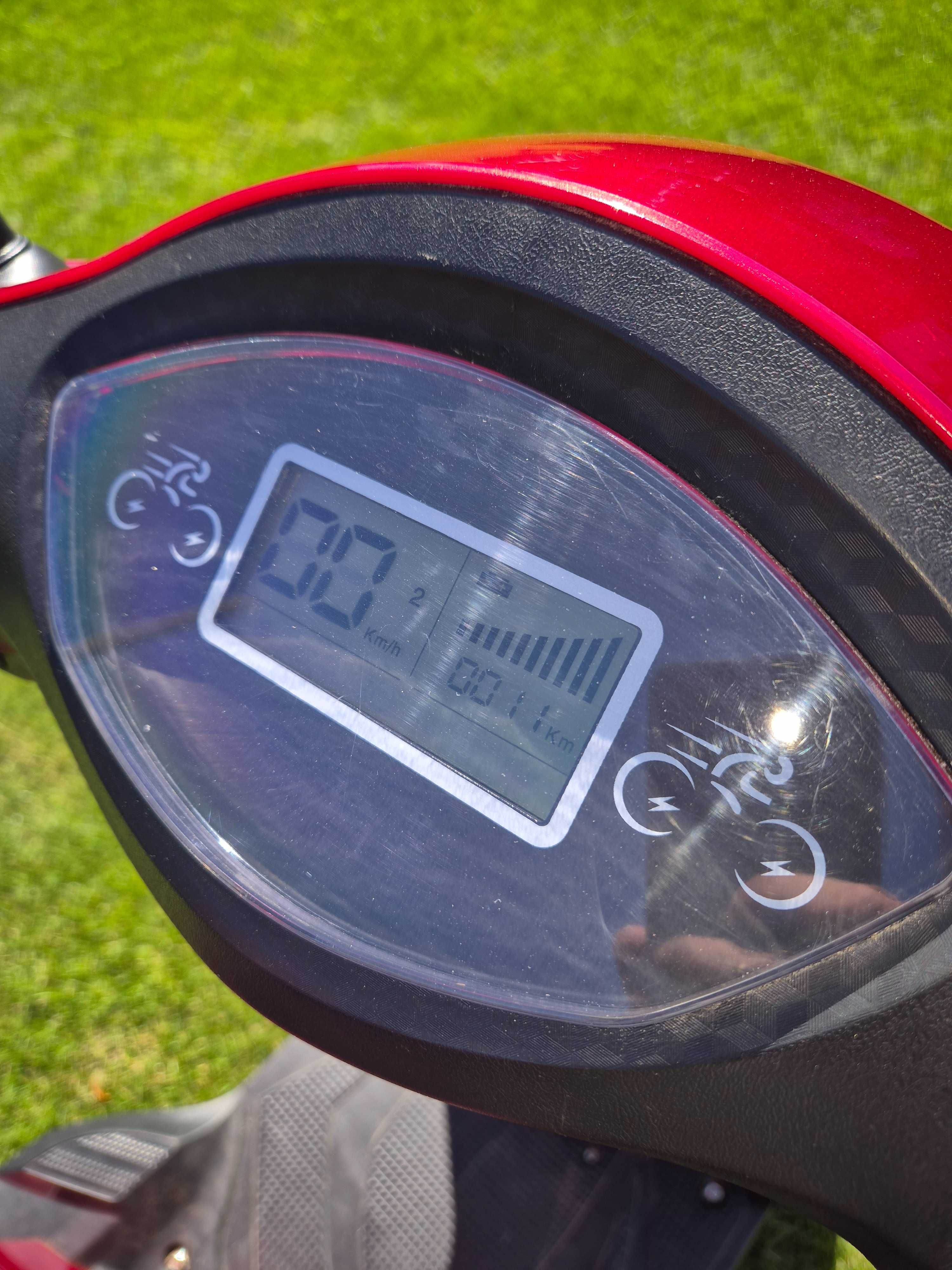 Rolektro  E-Trike 25 skuter na trzech kołach