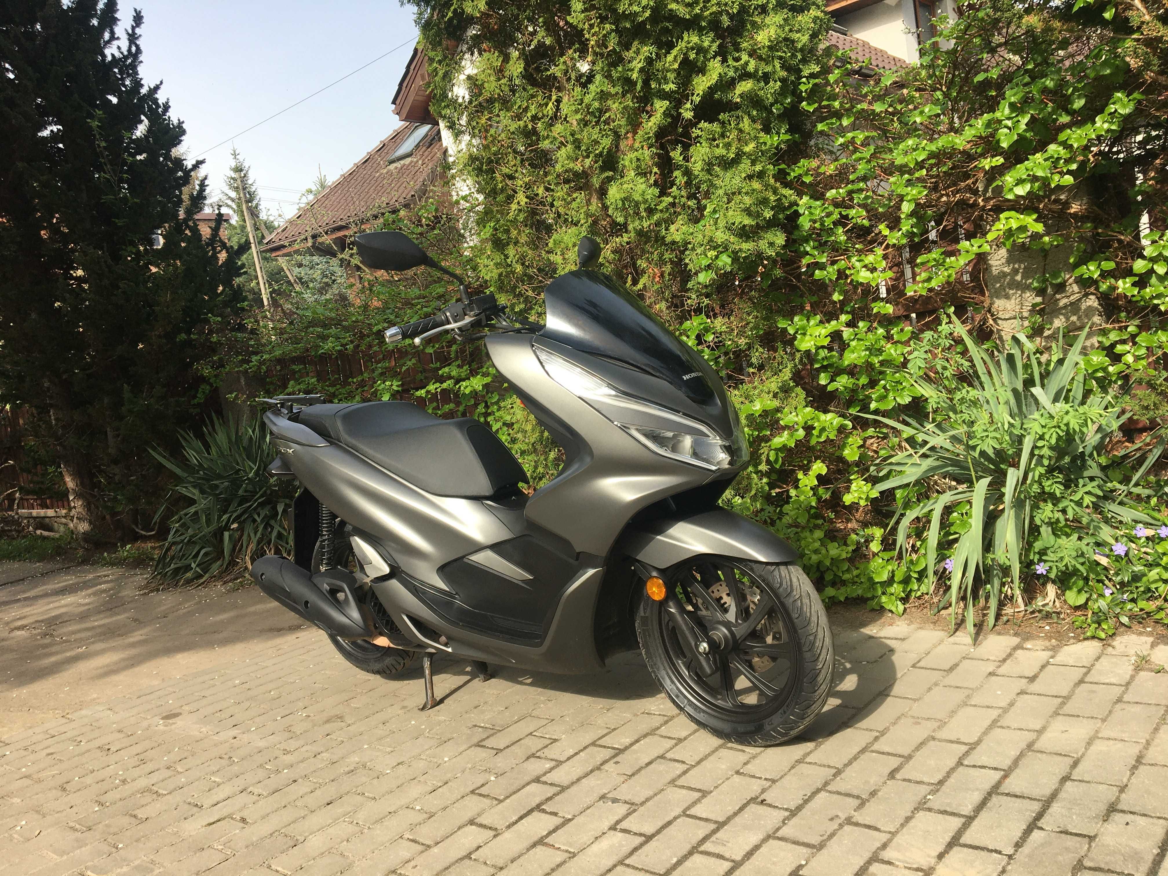 Honda PCX 125/50 Niski przebieg 8tys km Motorower 2019r Rejestracja