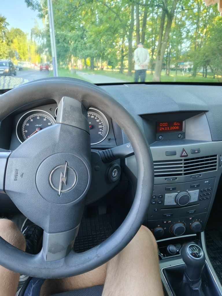 Opel Astra 1.4 lpg