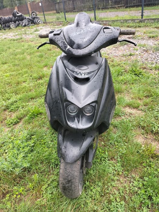 Malaguti F15 plastikiczacha,silnik,instalacja,licznik,siedzenie,liczni