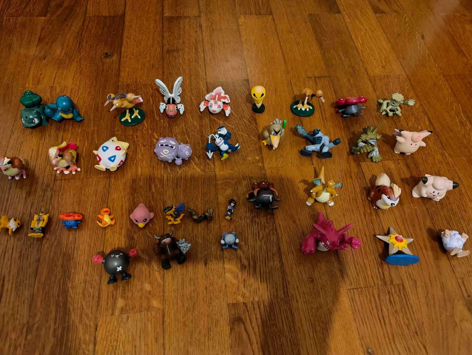 Bonecos Pokemon e Digimon bandai china vintage antigos figuras