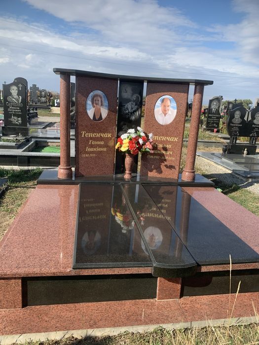 Памʼятники з граніта