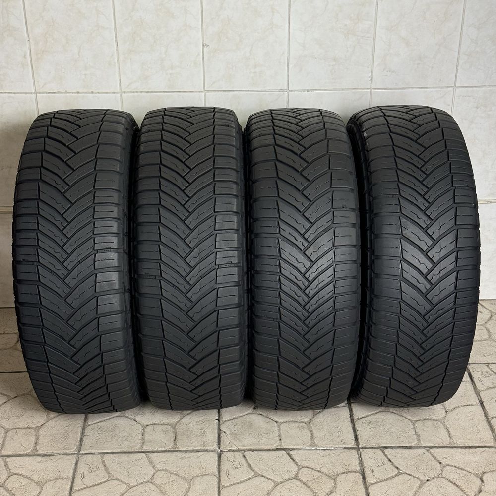 225/55/17 R17C Michelin Agilis CrossClimate