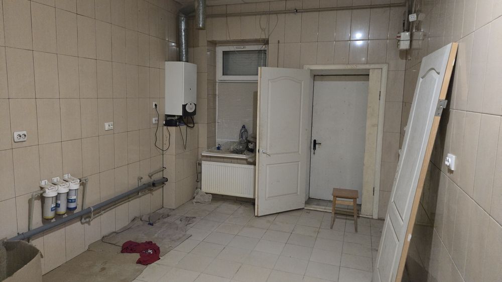 Здание, помещение с двором