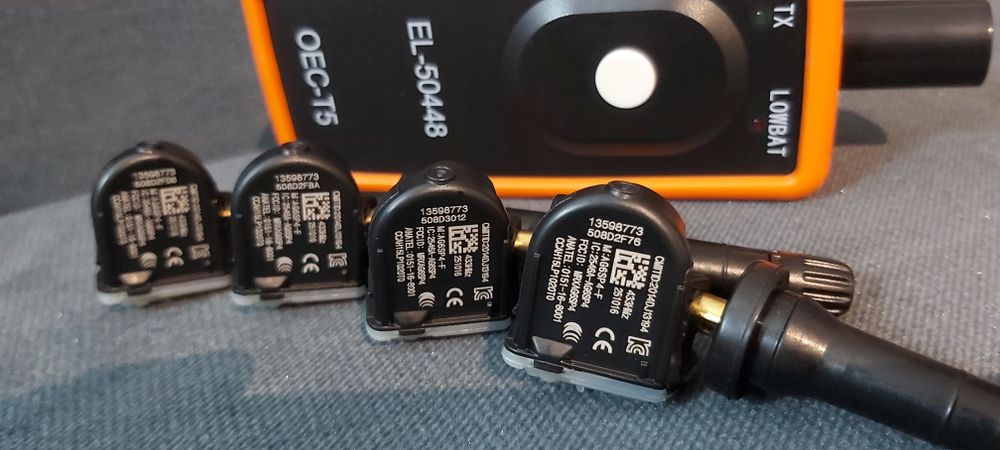 Czujniki ciśnienia w oponach TPMS OPEL Astra K  J