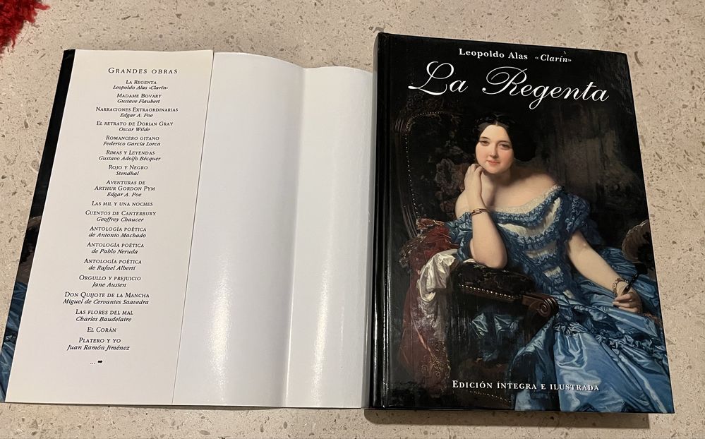 Livro em espanhol La Regenta de ‘Clarín’