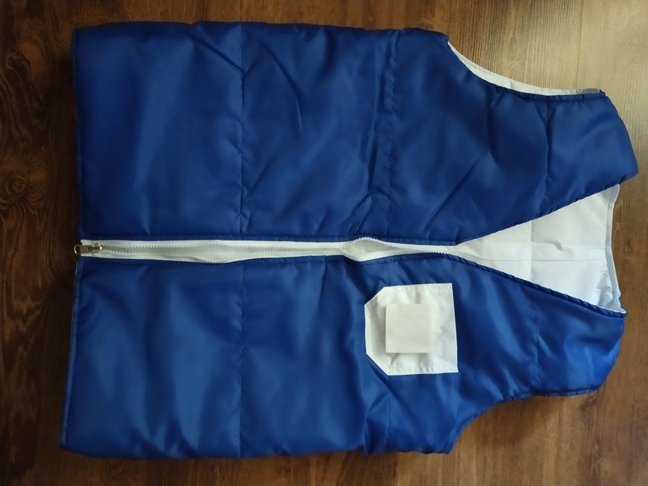 Жилет медичний утеплений новий