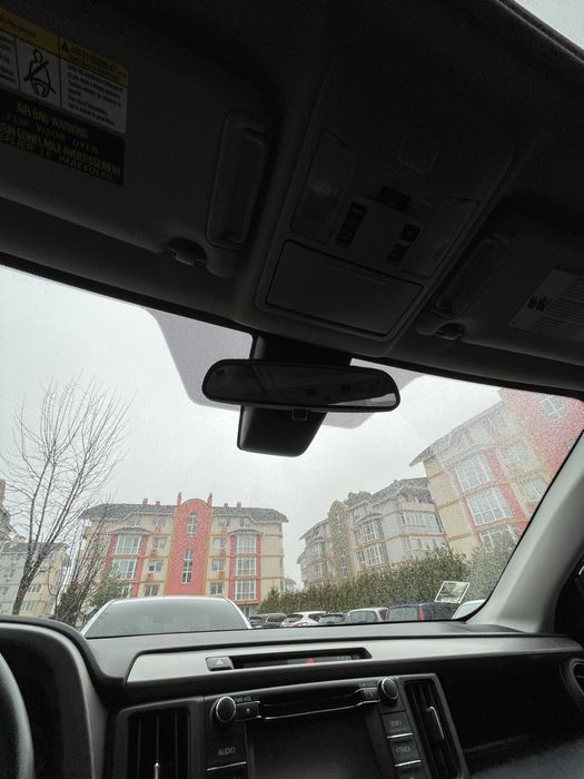 Продам Toyota RAV-4 2018 року